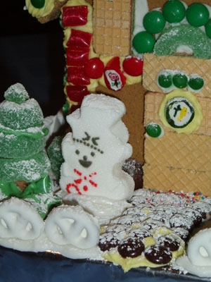 I found these little already made marshmallow snowmen. They needed quite a bit of icing to prop up, but I think they are the best snowmen we've had yet.