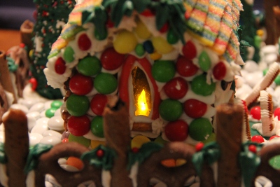 In this picture you can really see that it's a tea light inside. The windows are made of melted red jolly ranchers. They look yellow, though, don't they?!