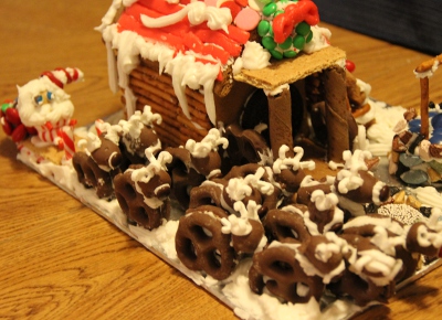 Shaya's reindeer - pretzels and 6 tiny candy canes for the antlers.