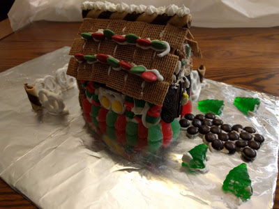 Elisabeth's first house, with help from Dena.